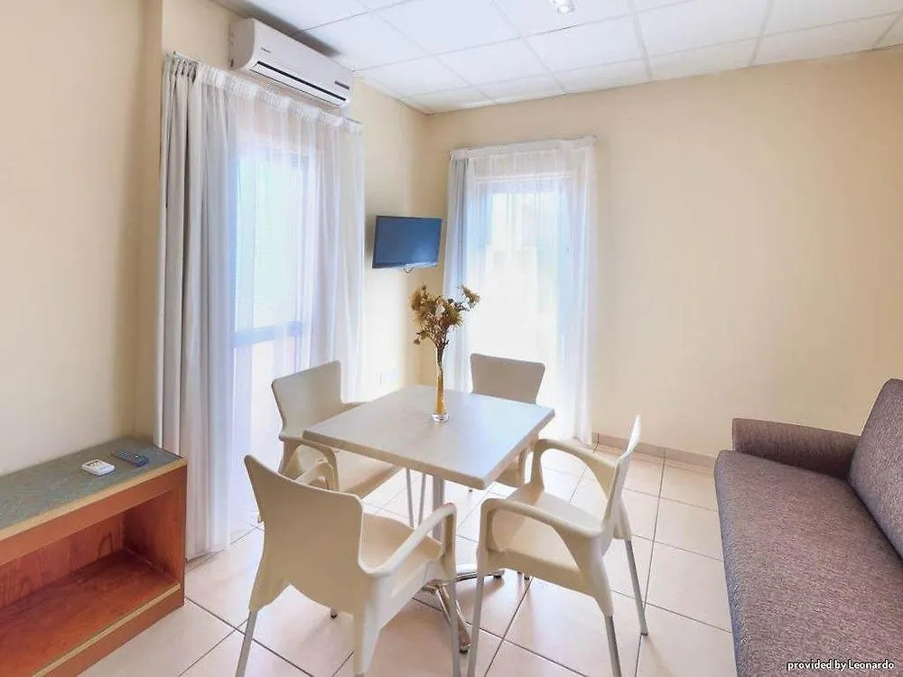 Flamingo Beach Hotel Larnaca