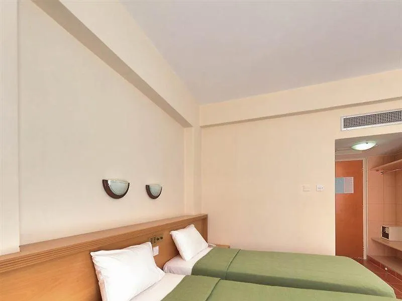 Flamingo Beach Hotel Ларнака Кипр