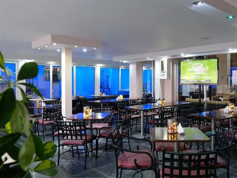 Flamingo Beach Hotel Ларнака