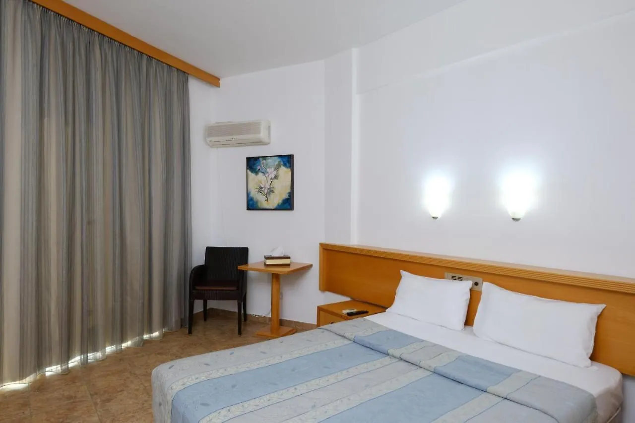 Flamingo Beach Hotel Ларнака Кипр