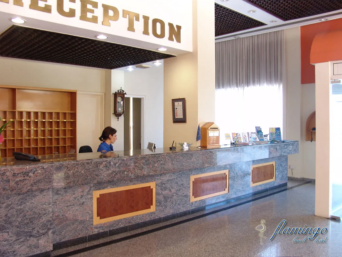 Flamingo Beach Hotel Ларнака