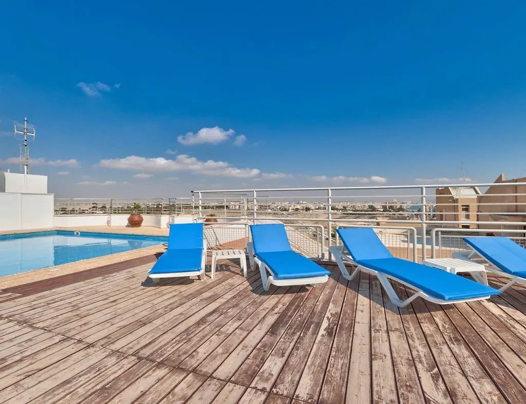 Flamingo Beach Hotel Ларнака