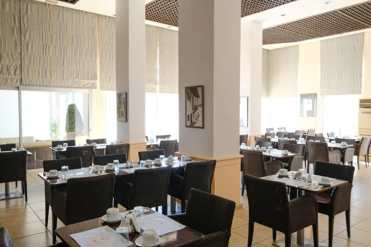 Flamingo Beach Hotel Ларнака 3*,